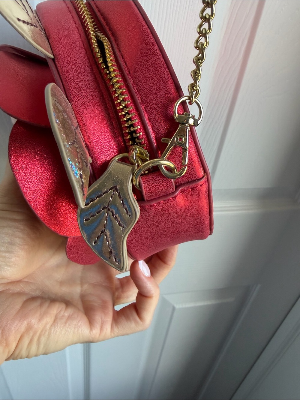 Danielle Nicole Red Rose Crossbody with Gold Chain - Picture 7 of 8